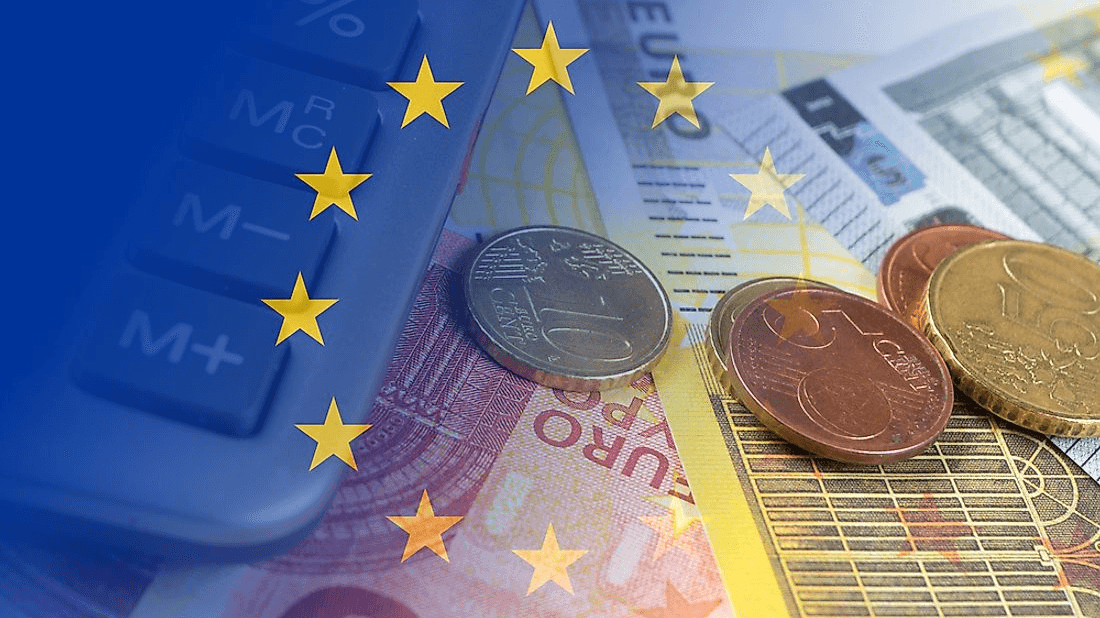 Spadek euro przyczynia się do cotygodniowego wzrostu dolara amerykańskiego