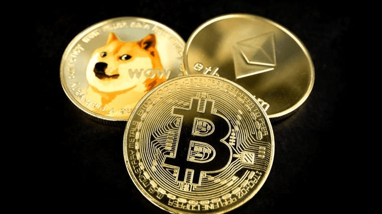 Bestes passives Einkommen im Jahr 2025 enthüllt: Warum quantitativer Handel der einfachste Weg ist, BTC, XRP und DOGE zu verdienen